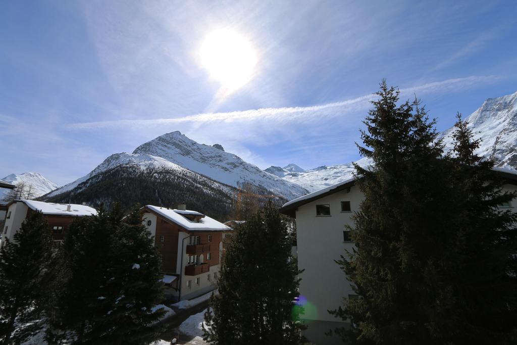 Everest Saas Fee Pokoj fotografie